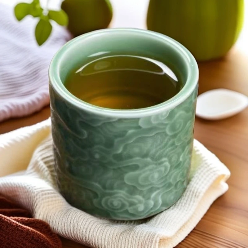 （亏本冲量）青瓷手工祥云品茗茶杯客主人杯茶室工夫茶具扳指杯陶瓷