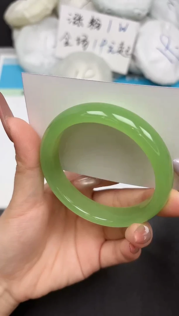 未镶嵌手镯石英质玉09-58