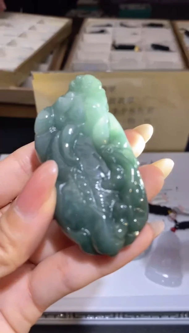 颈饰未镶嵌翡翠37615