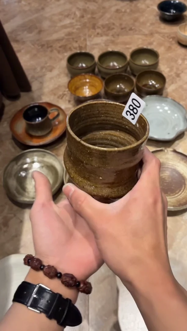 瓷片南*?380咖色手握杯1个