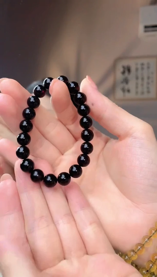 裸石琥珀未镶嵌9+翳珀圆珠手串