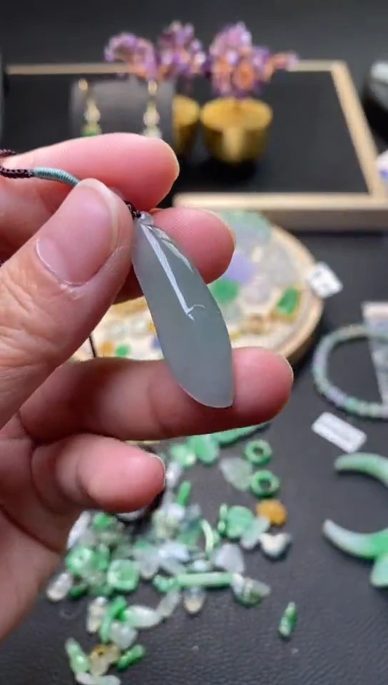 翡翠未镶嵌颈饰翡翠净货30953