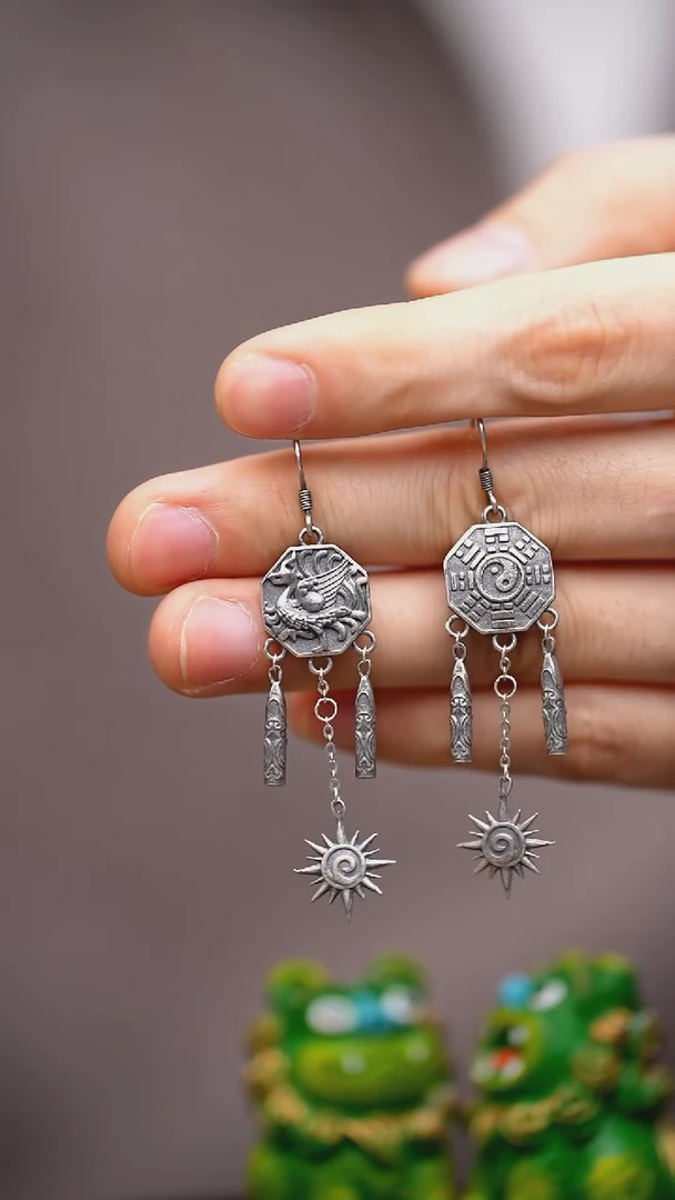 【闪购商品】刺绣黔东南苗族刺绣八卦朱雀