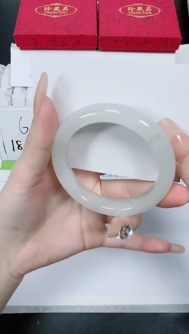 【闪购商品】石英质玉手镯未镶嵌K57-54.1