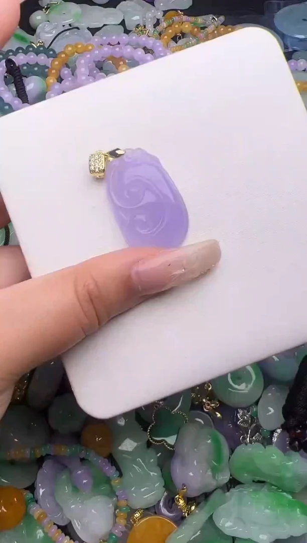翡翠未镶嵌颈饰天然缅甸翡翠吊坠