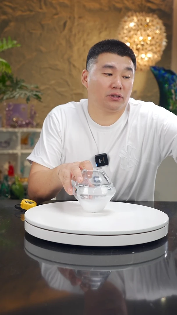 摆件英***3福利白色小花瓶