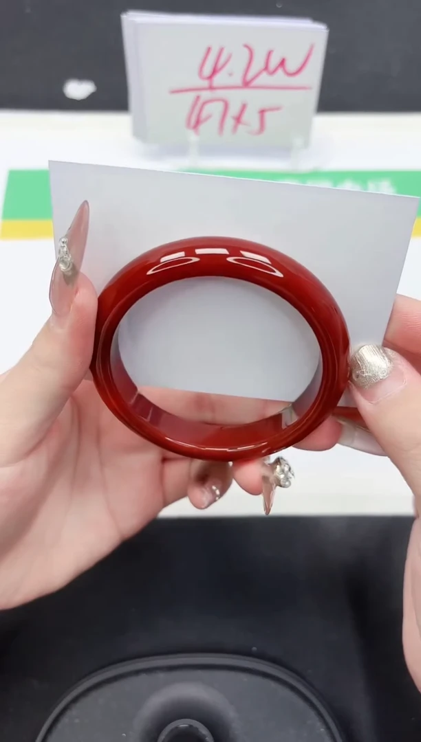 【闪购商品】石英质玉手镯未镶嵌170-56.6