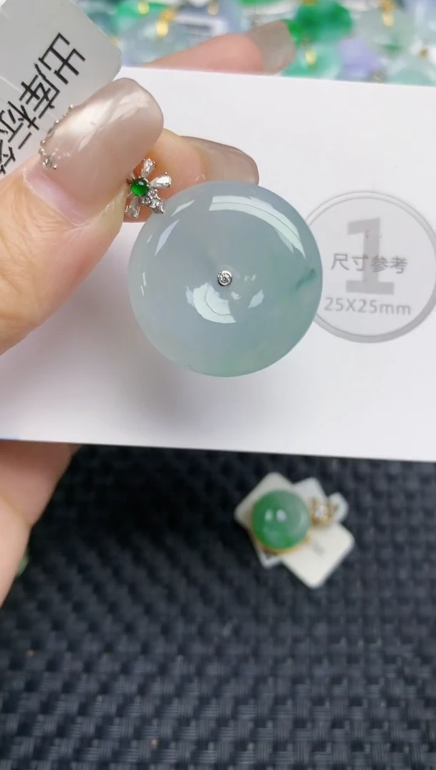 颈饰18K金镶嵌翡翠天然缅甸A货翡翠百元以上9元证书费自理