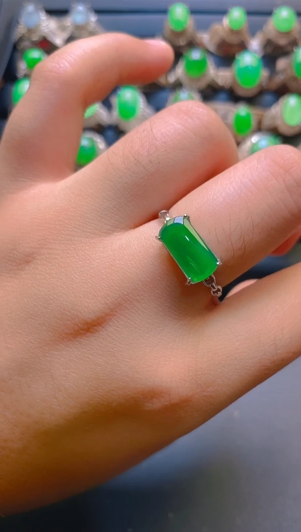 【闪购商品】翡翠耳饰银S925镶嵌天然A货翡翠1