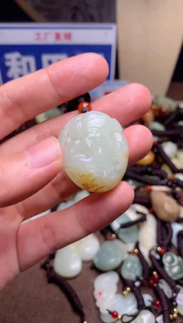 【闪购商品】和田玉颈饰未镶嵌1