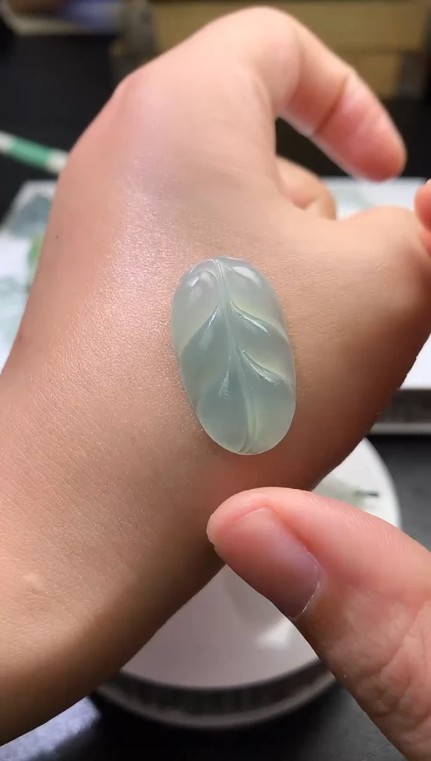 未镶嵌定制翡翠毛货