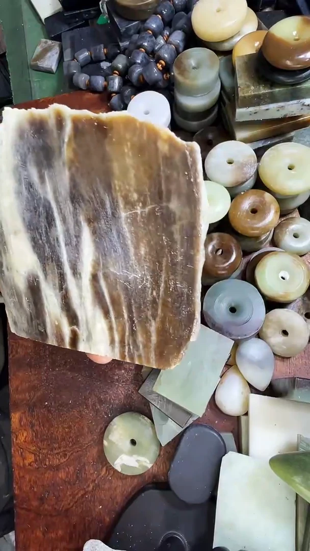 未镶嵌和田玉珠宝半成品1