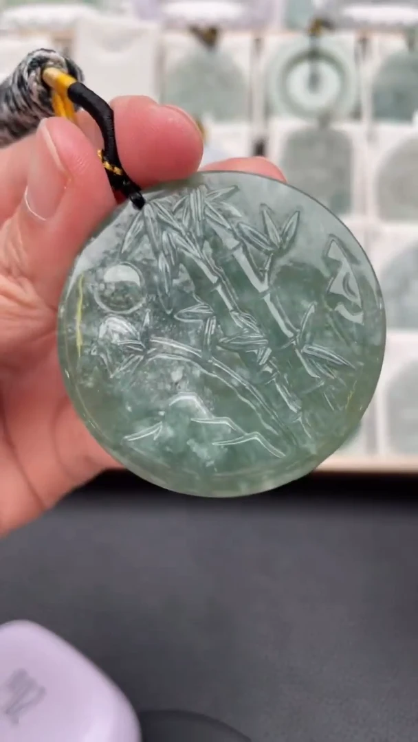 颈饰未镶嵌翡翠天然缅甸翡翠A货446