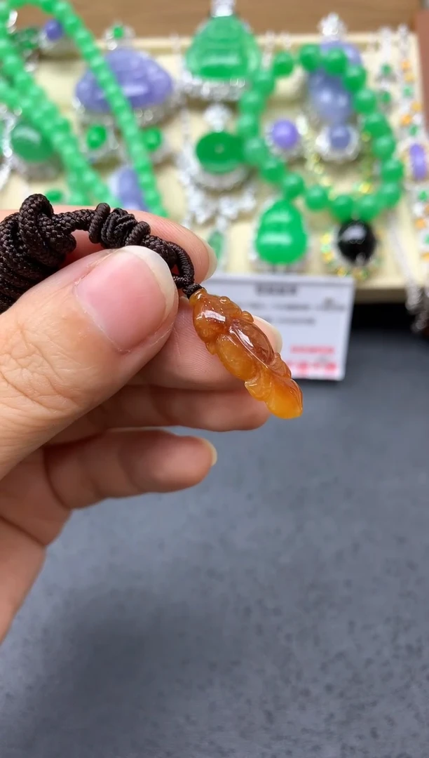 翡翠未镶嵌颈饰219-中国好珍宝