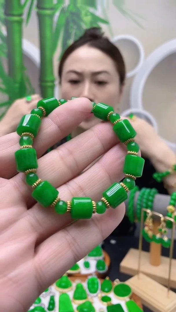 14K金镶嵌手链翡翠C155