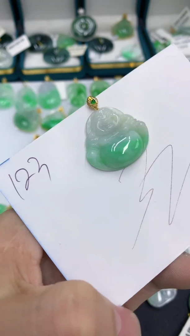 【闪购商品】翡翠颈饰18K金镶嵌1111111111