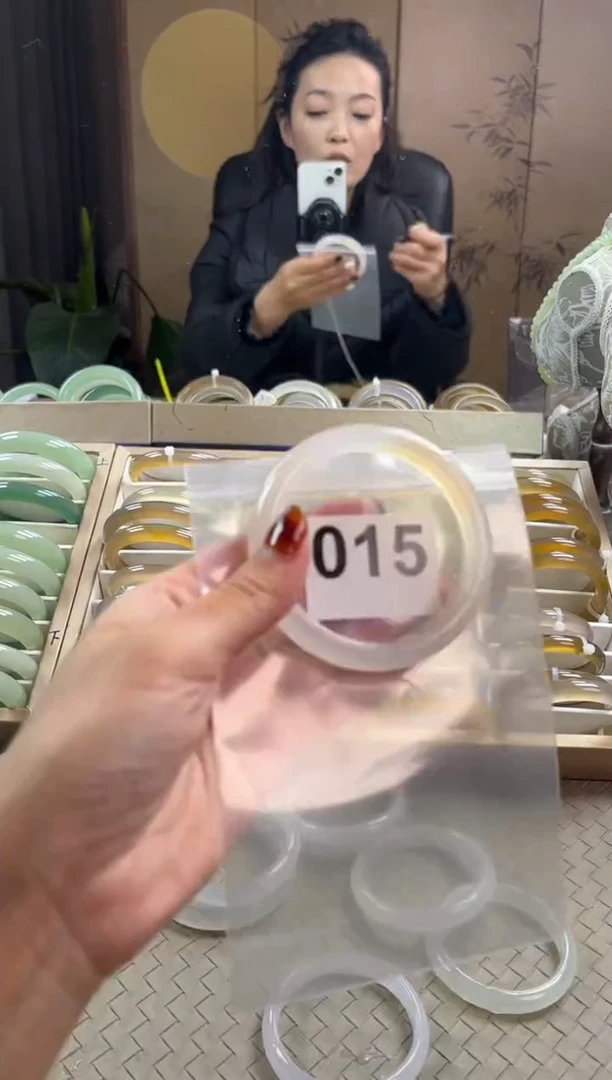 手镯玛瑙/玉髓未镶嵌015