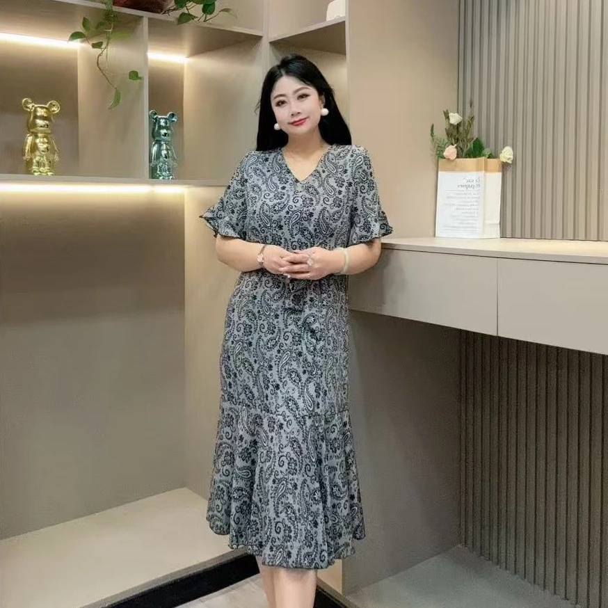 夏季连衣裙-甜 3949夏季宽松长款设计感复古花显瘦时尚鱼尾连衣裙