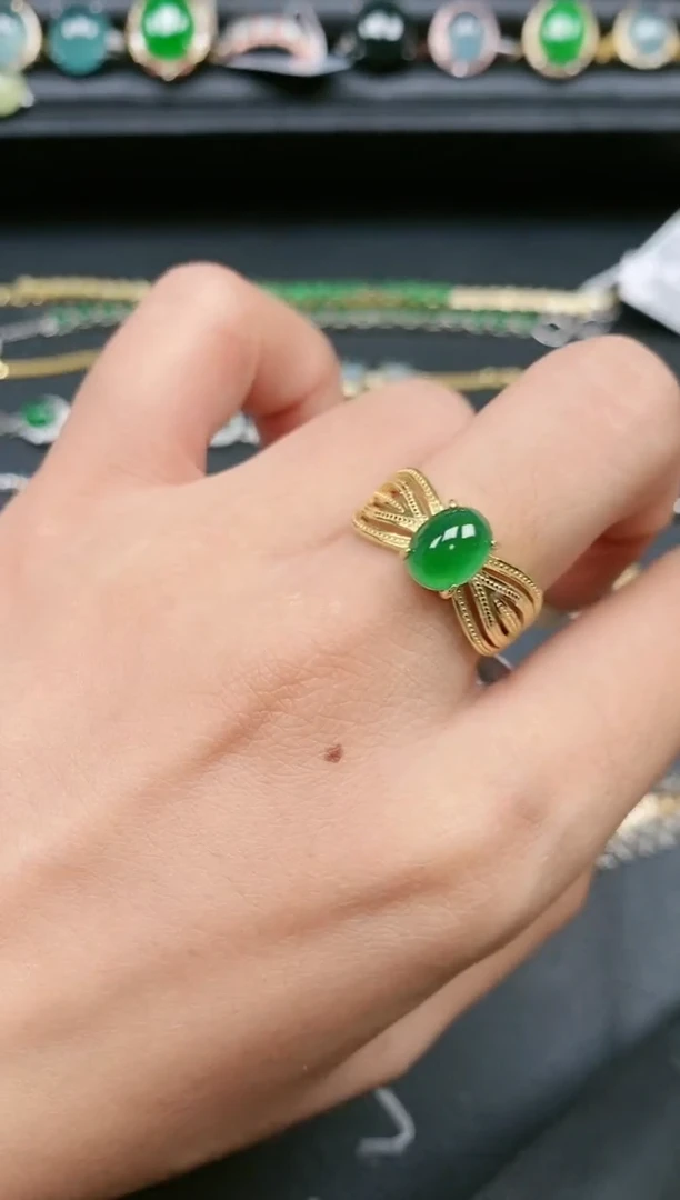 翡翠戒指银S925镶嵌111111