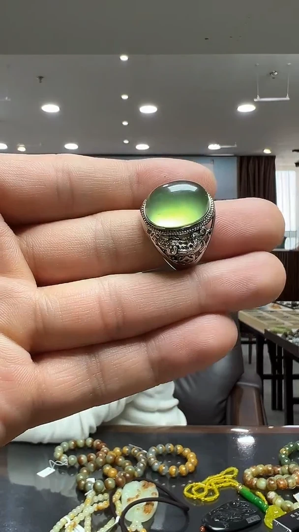 未镶嵌蛇纹石玉戒指a622 -多样性发货其中发一