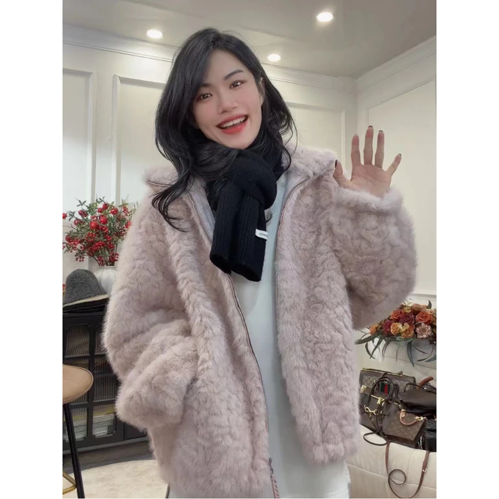 【粉雾轻语】2025新款氛围感定染环保皮毛一体外套加厚百搭时尚