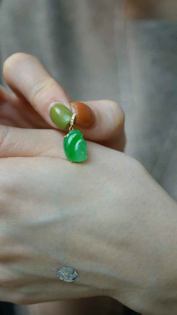 18K金镶嵌挂件翡翠36-吊坠/姿/XY