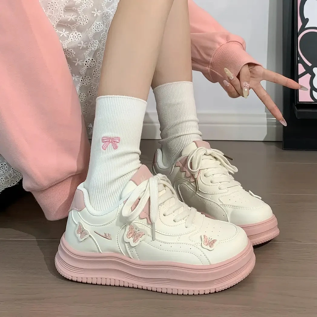回力女鞋蝴蝶原创小众鞋子女爆款甜妹小白鞋女秋季学生休闲板鞋女