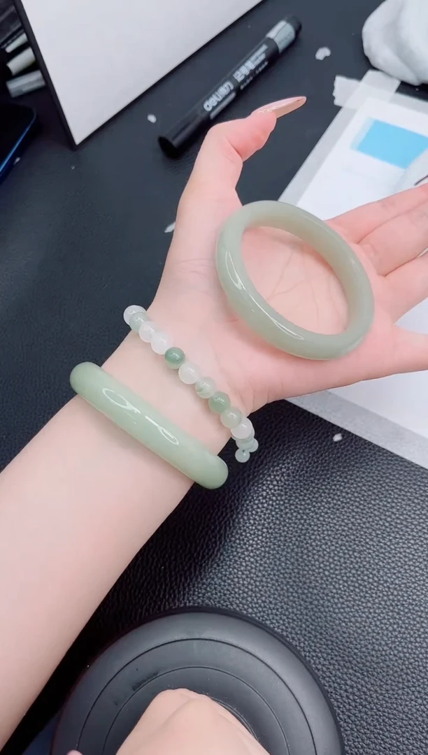 石英质玉手镯未镶嵌36-60