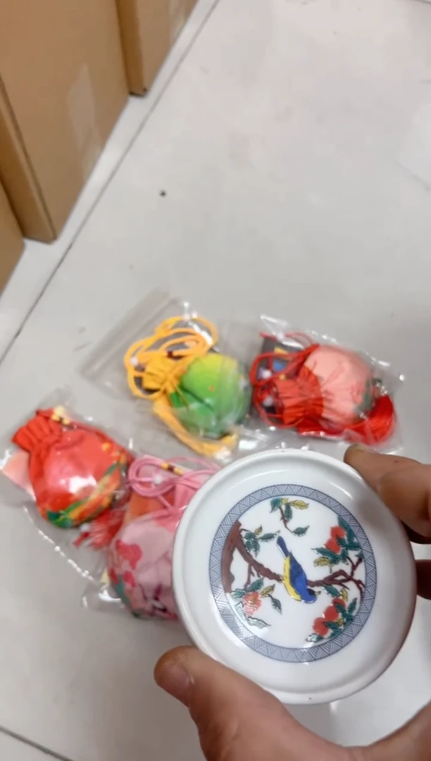 【闪购商品】瓷片4000000000000000000