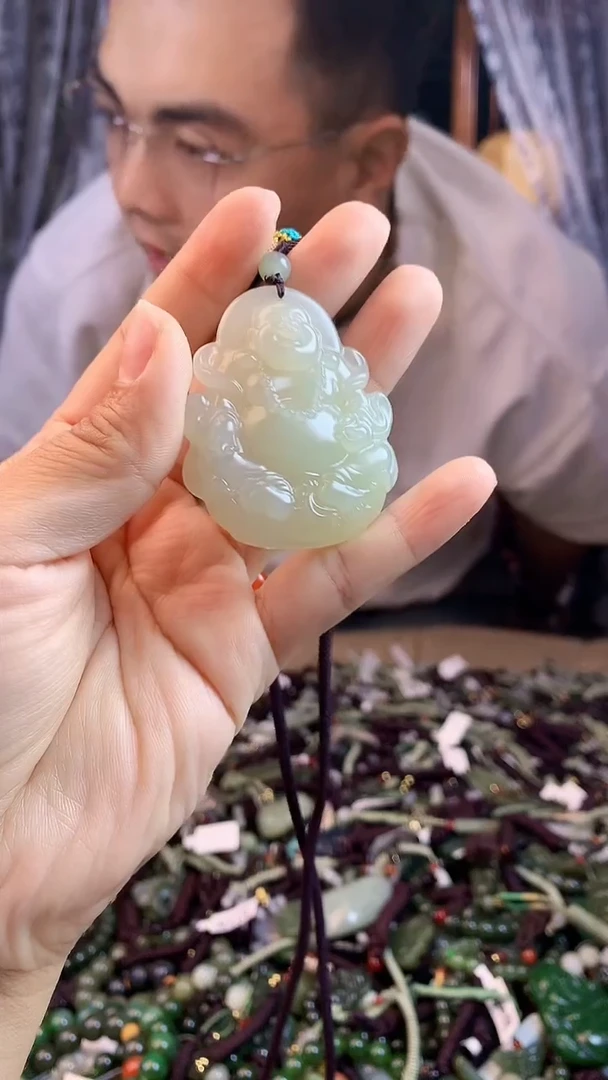 和田玉未镶嵌挂件1