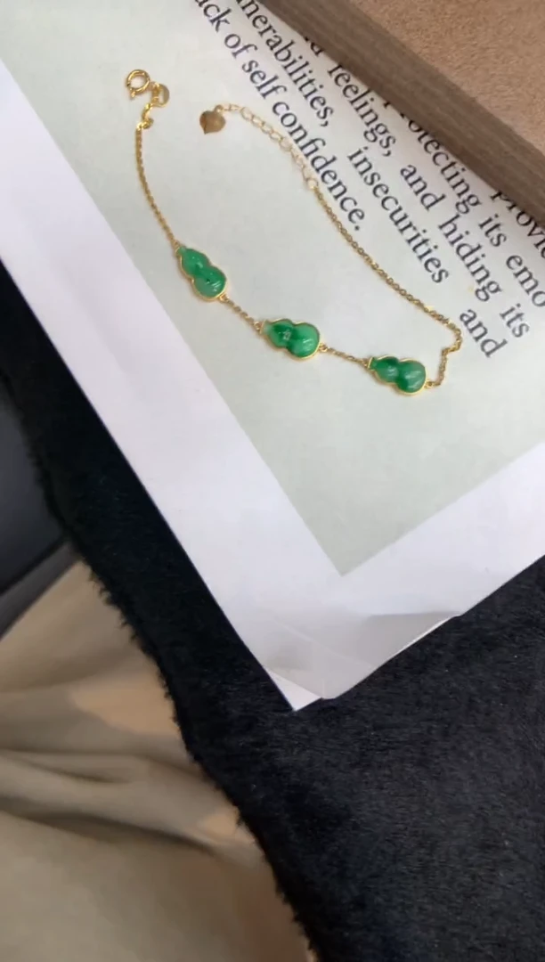 18K金镶嵌手链翡翠手链