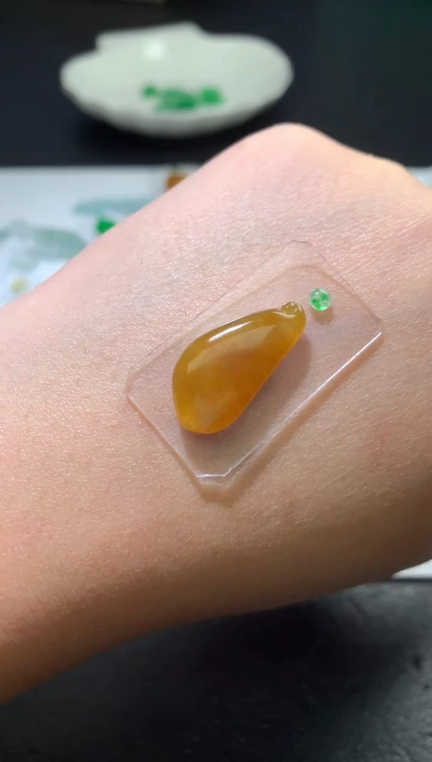 未镶嵌定制翡翠毛货 22-10.7-2.8