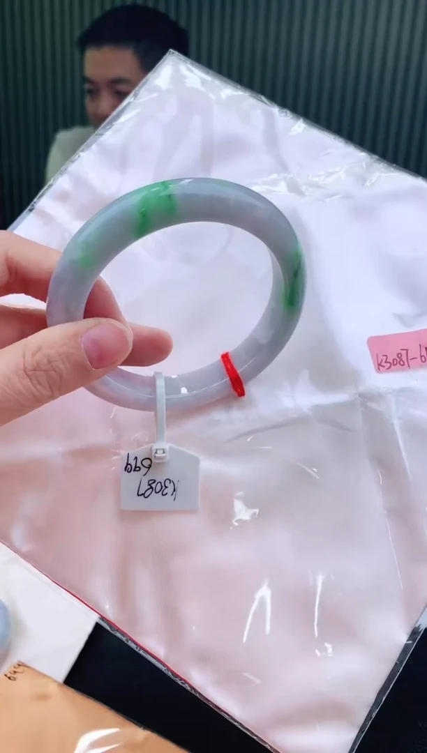 未镶嵌手镯翡翠61