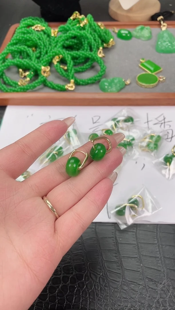 未镶嵌翡翠耳饰面包扣耳扣