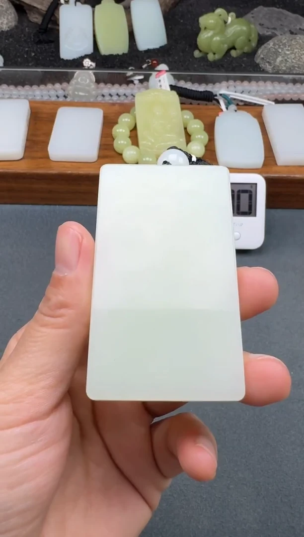 颈饰未镶嵌和田玉2