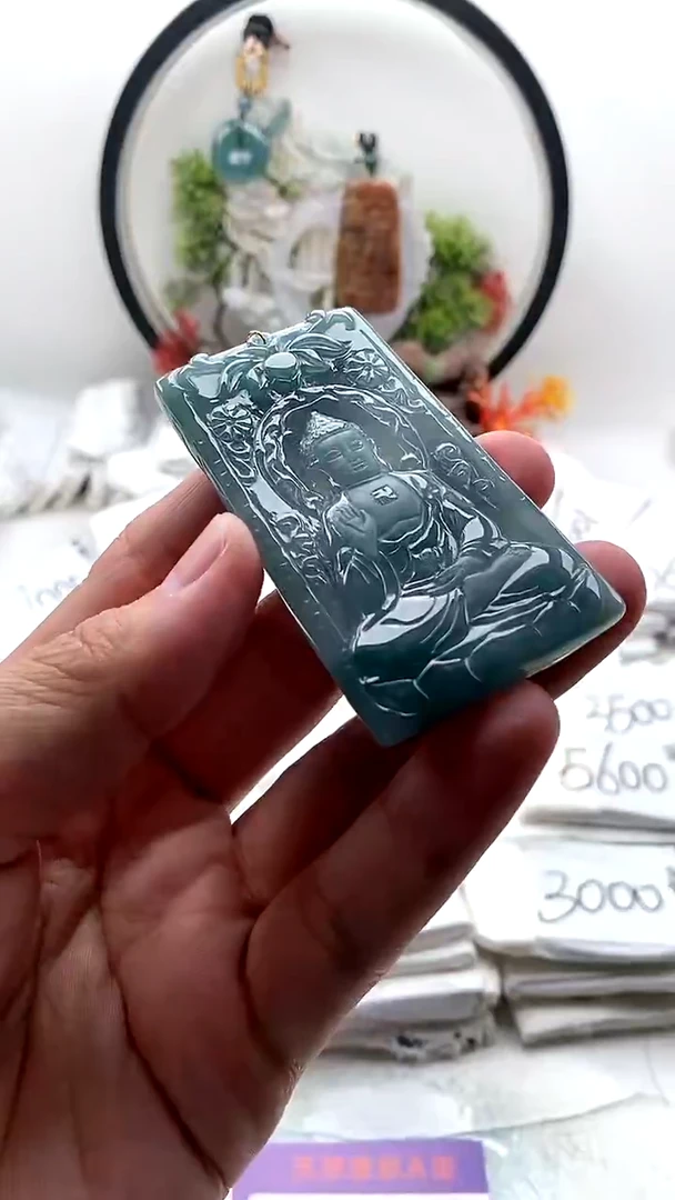 颈饰未镶嵌翡翠阿弥陀佛
