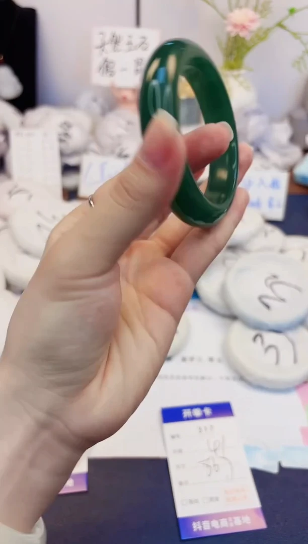 【闪购商品】石英质玉手镯未镶嵌317-东陵玉-圈口56