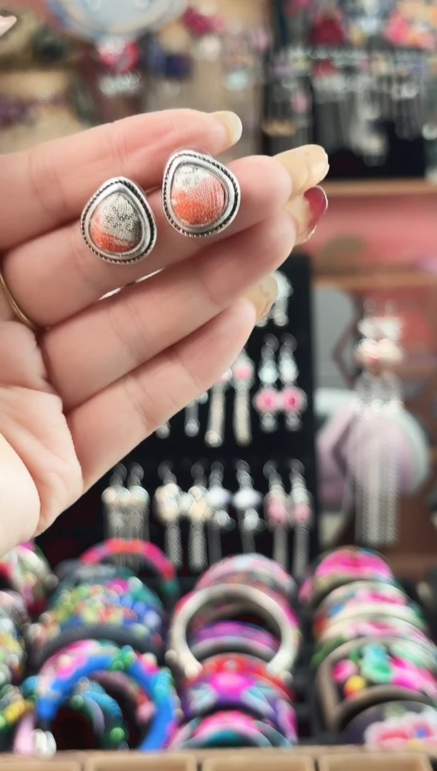 艺枝独绣手工饰品94