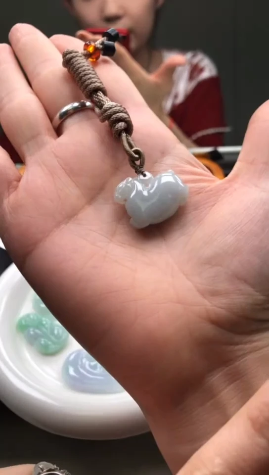 颈饰未镶嵌翡翠天然缅甸A货翡翠马牌