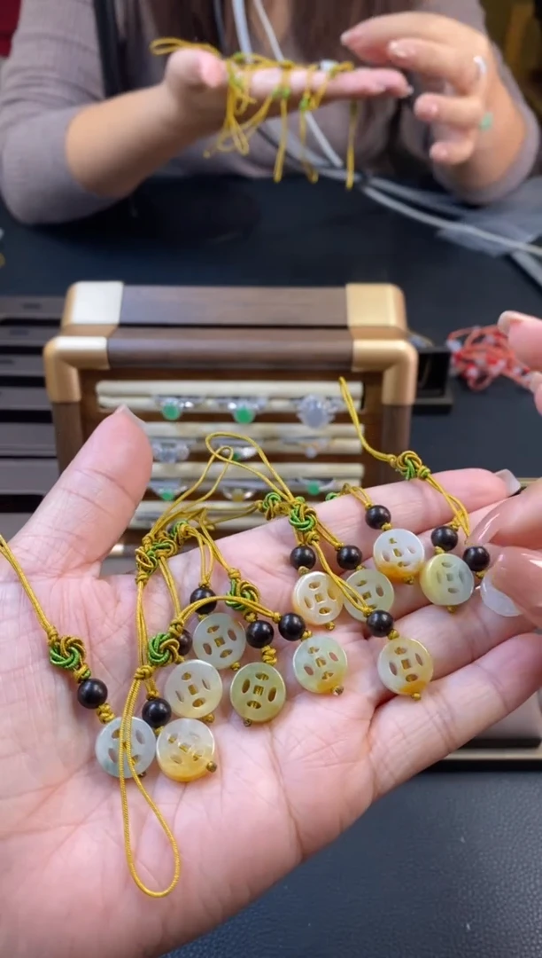 颈饰未镶嵌翡翠多样性发其一0012890