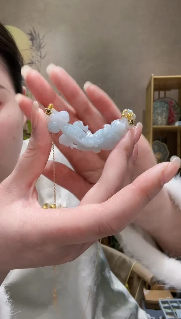 【闪购商品】翡翠颈饰未镶嵌吊坠