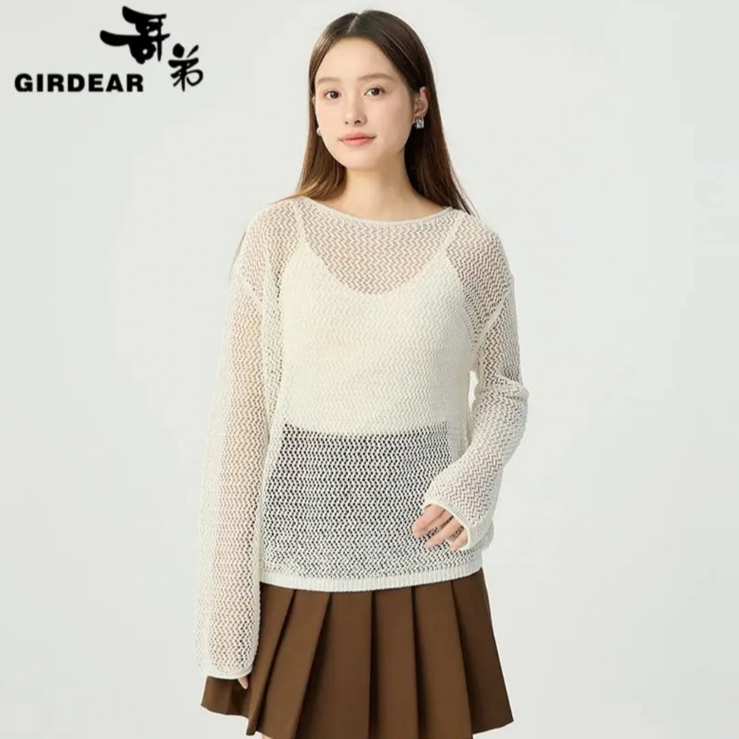 GIRDEAR/哥弟新款时尚百搭圆领精致葱丝镂空套头针织衫女 138036
