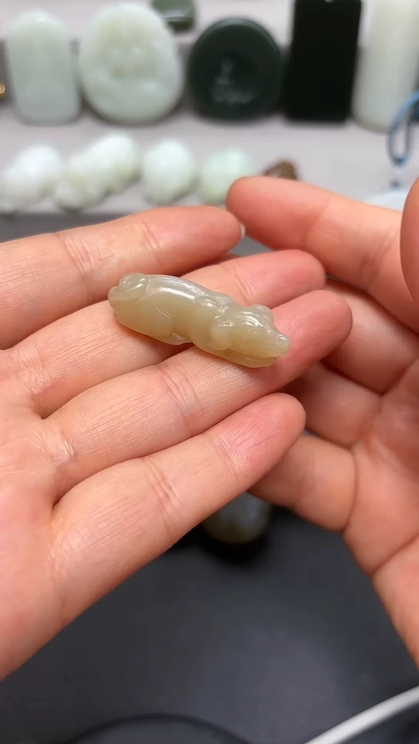 【闪购商品】和田玉颈饰未镶嵌.