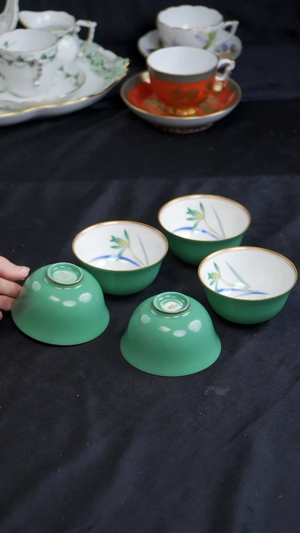 骨瓷婷婷中古器物如图所示110