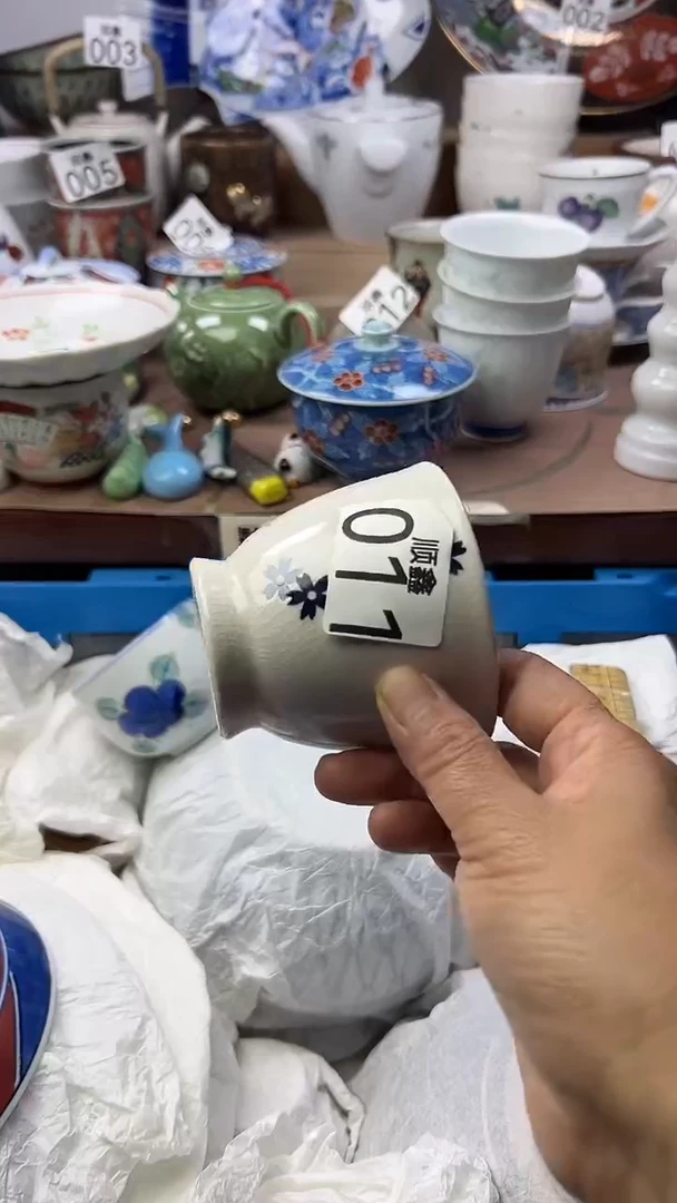 L****y顺鑫工艺品店闪购