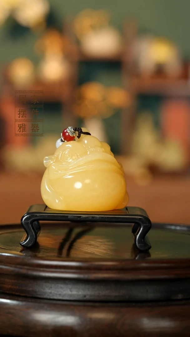 玉《三足金蟾》摆件