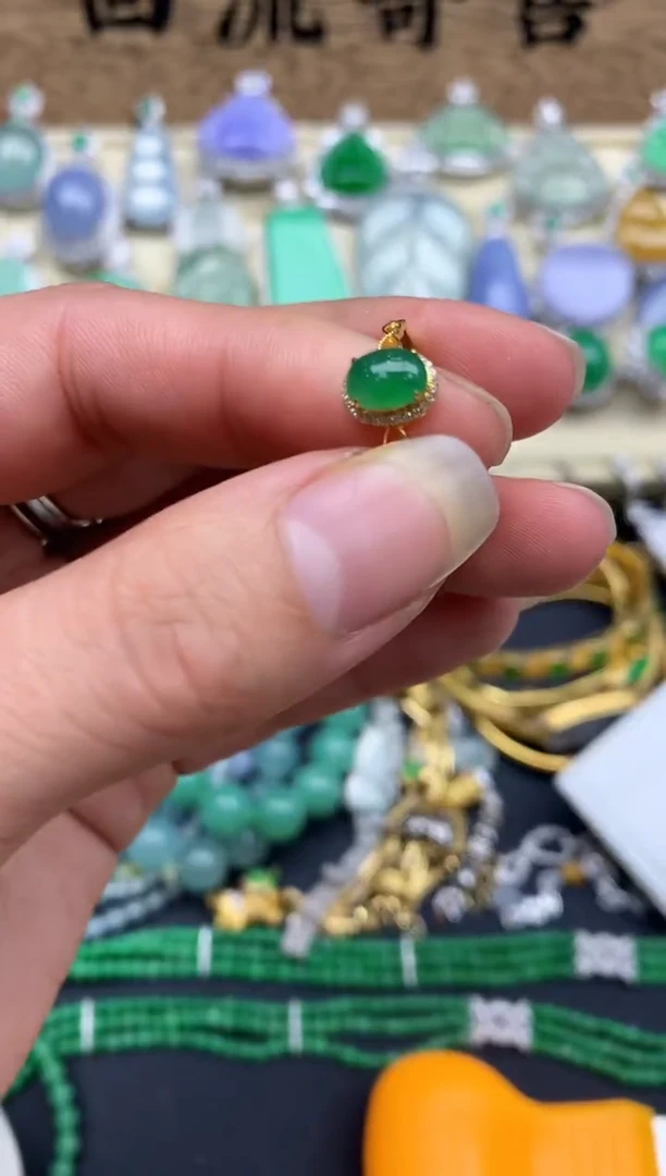 【闪购商品】翡翠戒指18K金镶嵌387-中国好珍宝