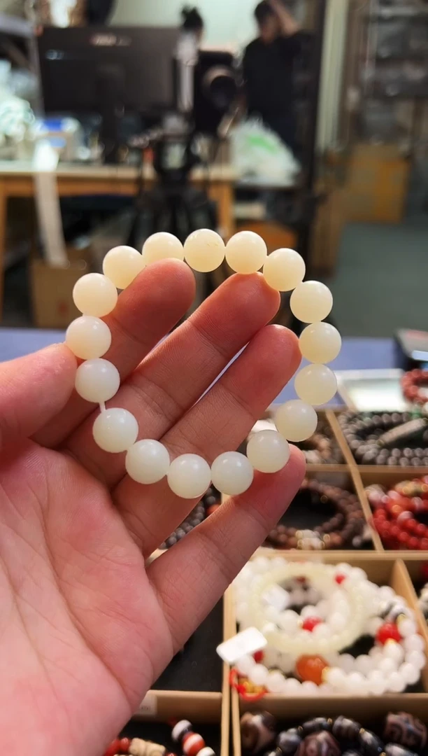 未镶嵌手串和田玉12+