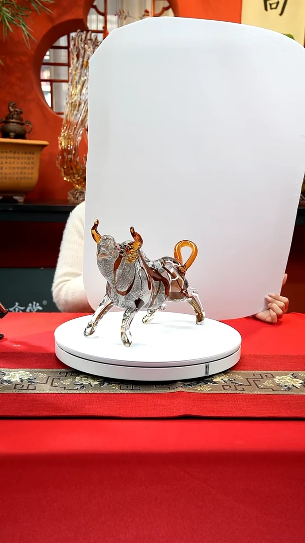 手工艺品琉璃抬头牛