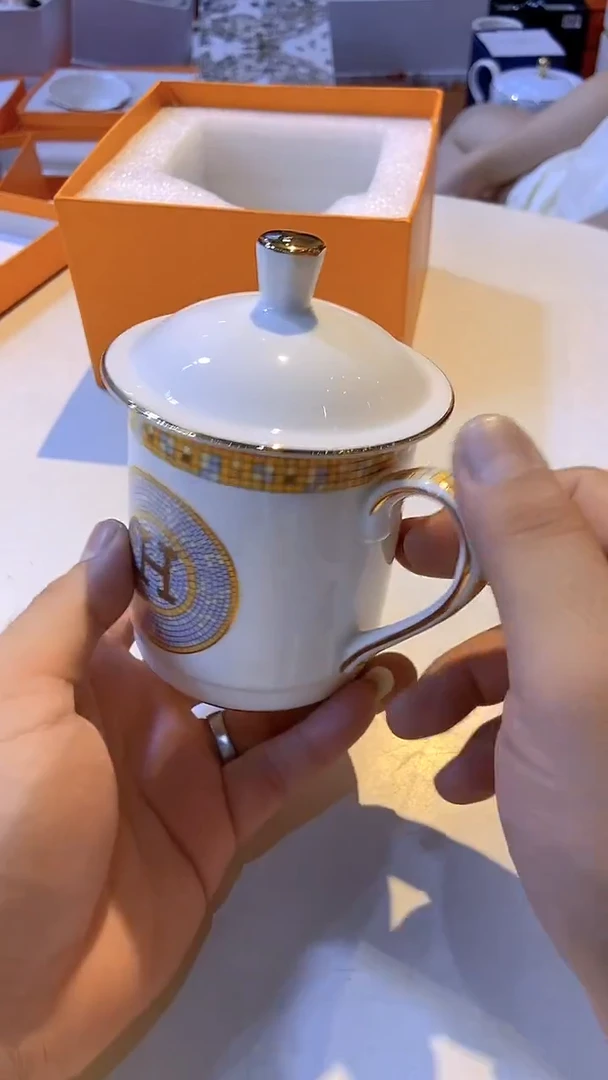 杯鸿辉家品牌瓷器，京东包邮！